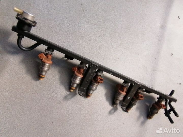 Форсунка 2.8 AAA 021906031A Volkswagen Passat B4