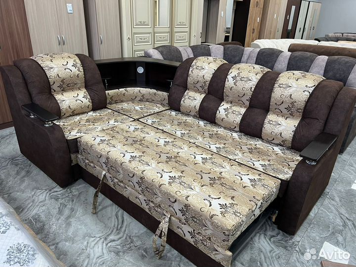 Диваны угловые