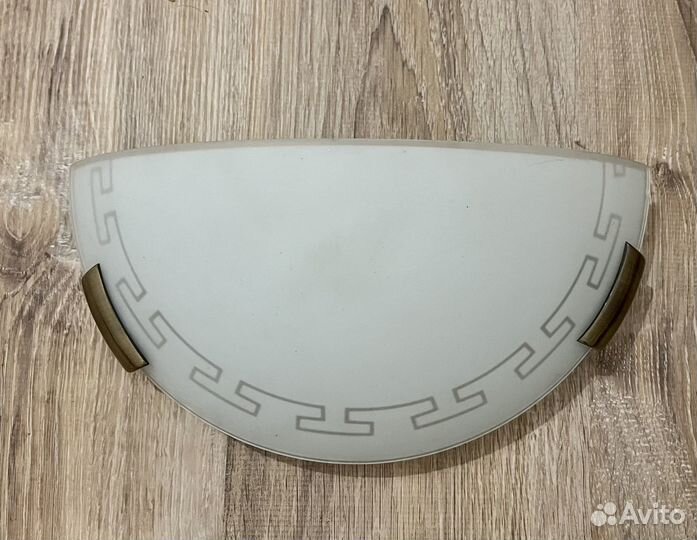 Настенный светильник бра