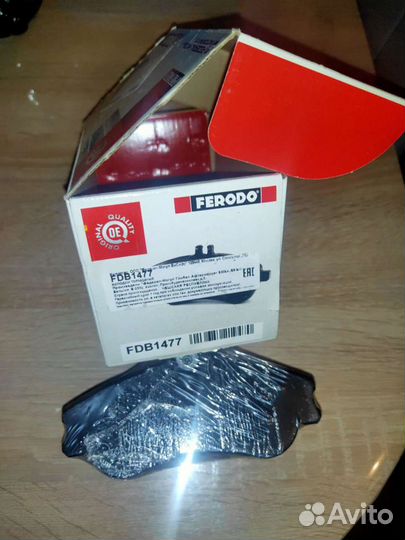 Тормозные передние колодки Citroen Peugeot