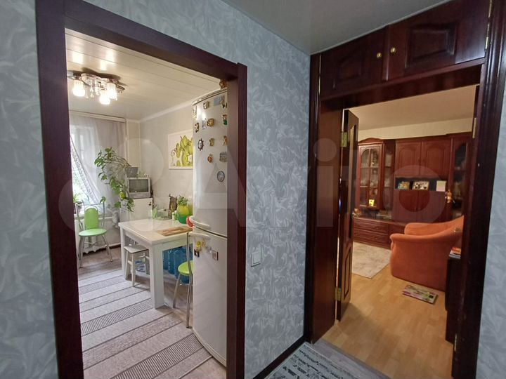 2-к. квартира, 52 м², 2/6 эт.