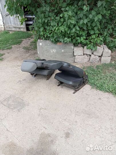 Передние сиденья на ниву 21214