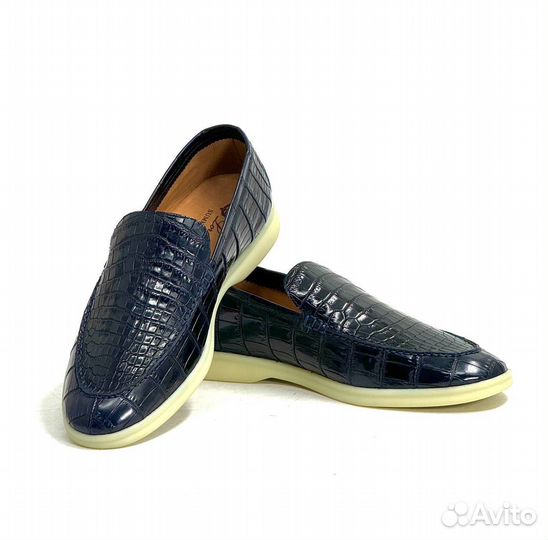 Лоферы из кожи крокодила Loro piana