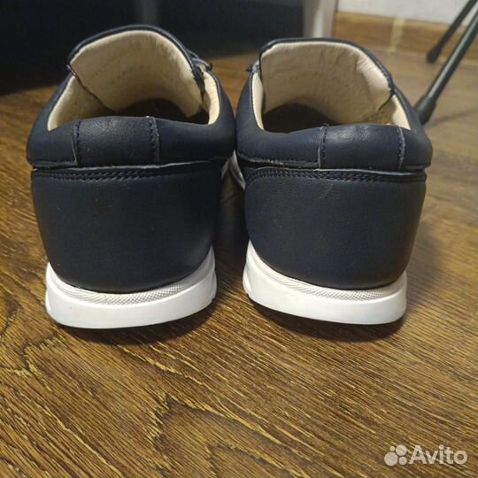 Туфли для мальчика р37