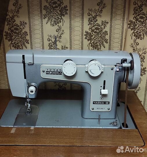 Швейная машинка чайка 3