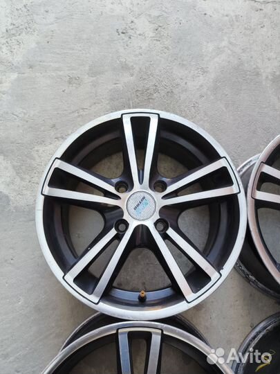 Литые диски r15 4/114.3