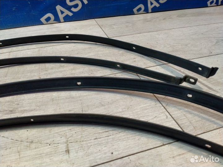 Накладка на крыло Toyota Mark Ii GX90 1GFE 1996.03