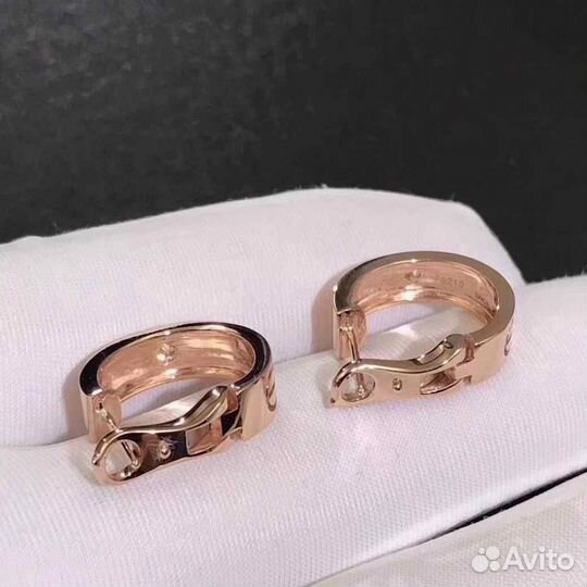 Cartier Love серьги 0,07 ct