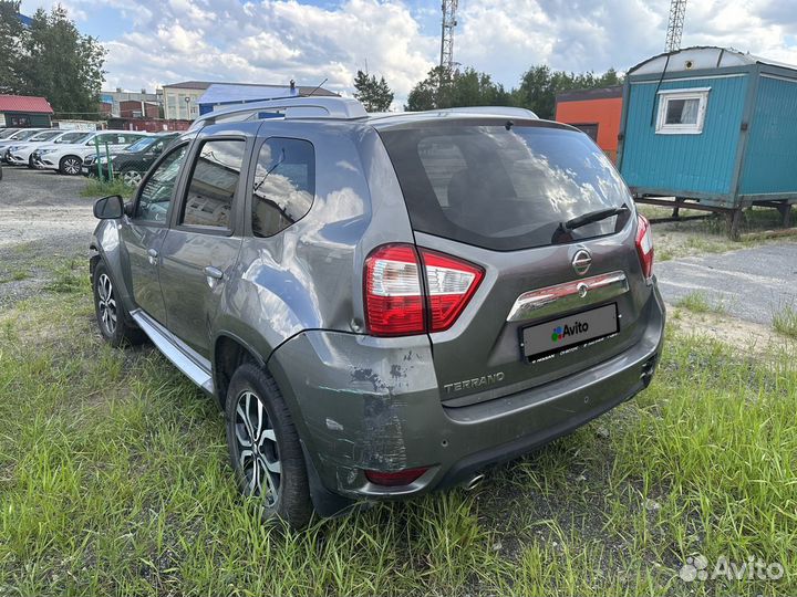 Nissan Terrano 2.0 AT, 2017, битый, 88 000 км