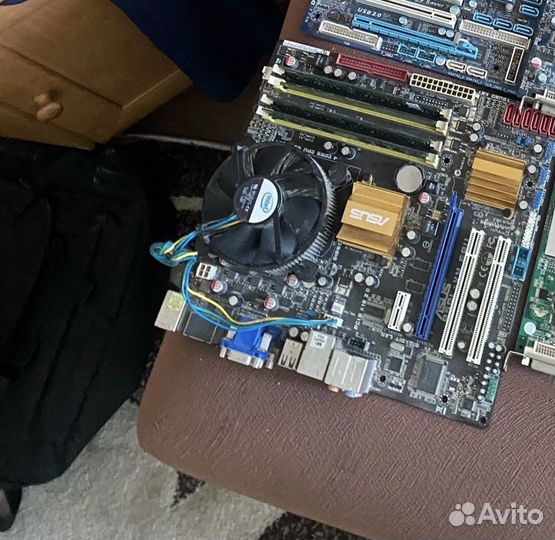 Материнская плата