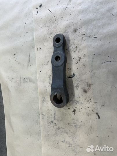 Сошка рулевая самосвал мерседес