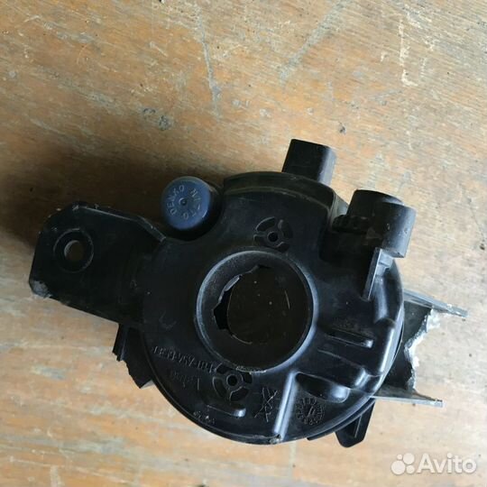 Противотуманка Nissan X-Trail T32