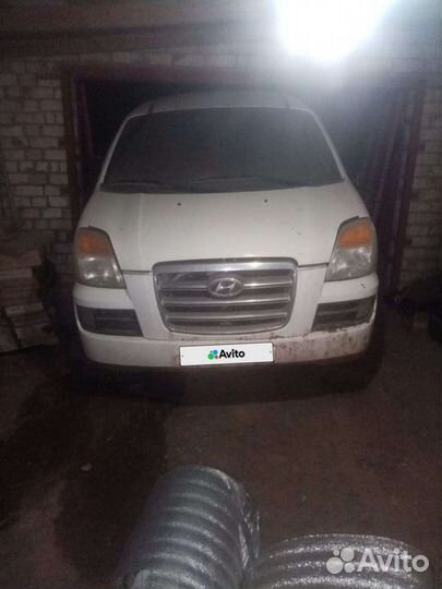Hyundai Starex 2.5 AT, 2006, 150 000 км
