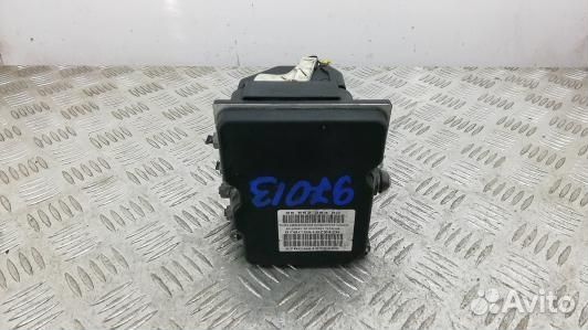 Блок ABS citroen C5 2 (97O13KW01)