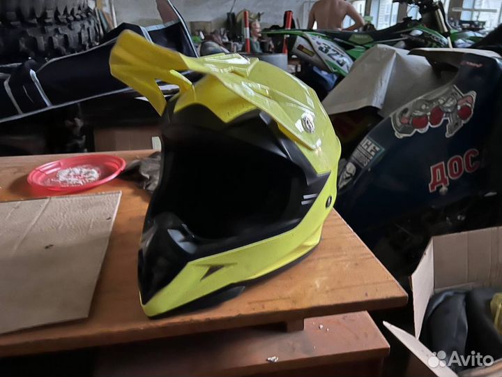 Мотошлем кроссовый