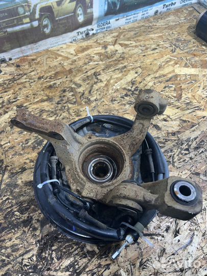 Ступица цапфа барабан право Рено Дастер