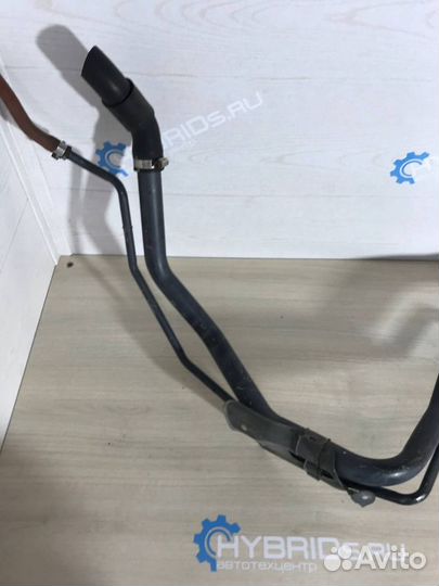 Горловина бензобака Toyota Prius NHW30 2009-2015