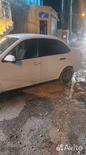 LADA Granta 1.6 МТ, 2015, 268 365 км