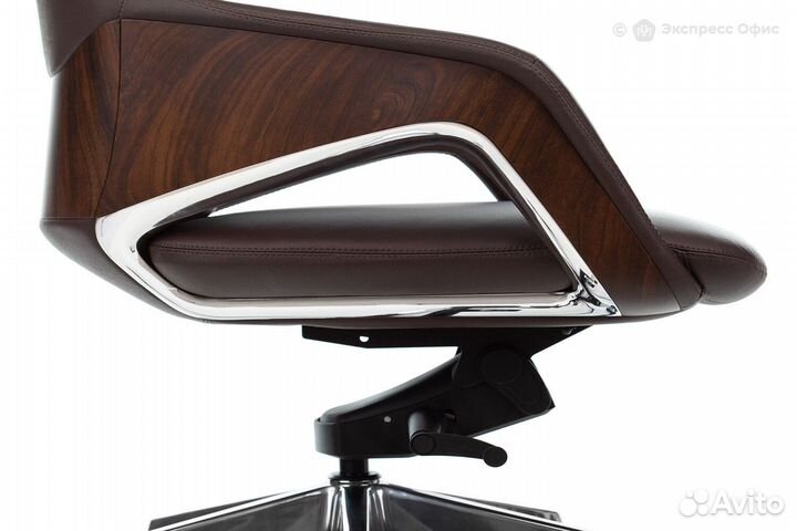 Кресло для руководителя Бюрократ Dao-2/brown