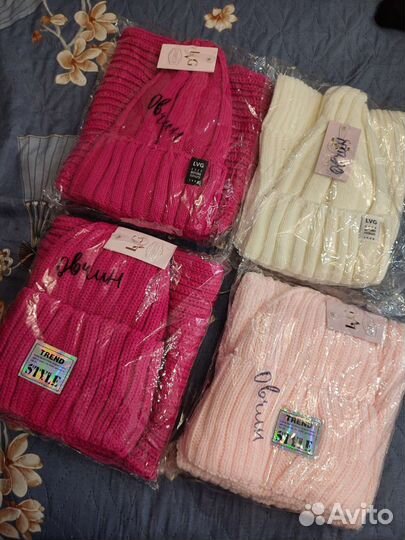 Комплект шапка и снуд