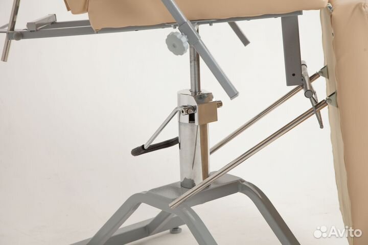 Косметологическая кушетка на гидравлике