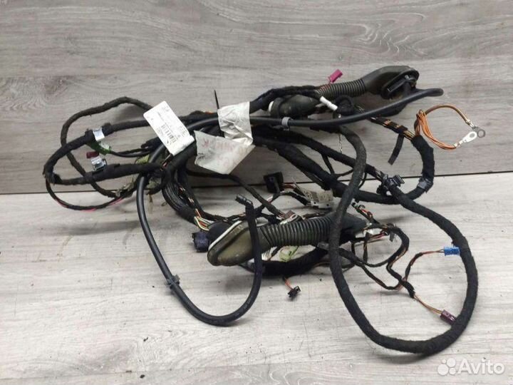 Проводка крышки багажника Mercedes M W164