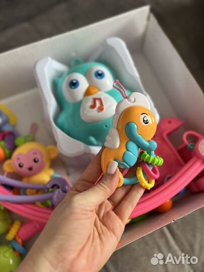 Музыкальный мобиль на кроватку