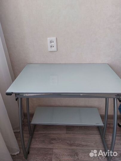 Компьютерный стол стеклянный бу