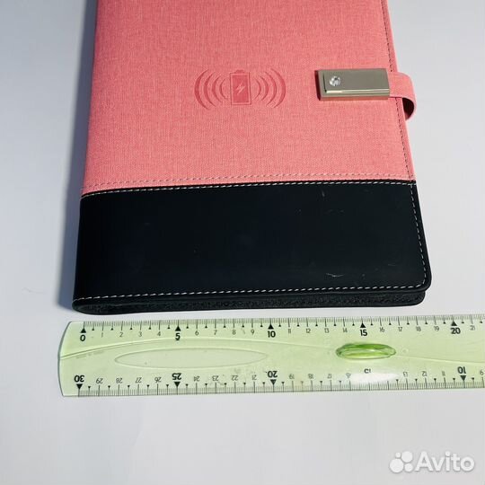 Ежедневник с магнитным повер-банком на 10'000mAh