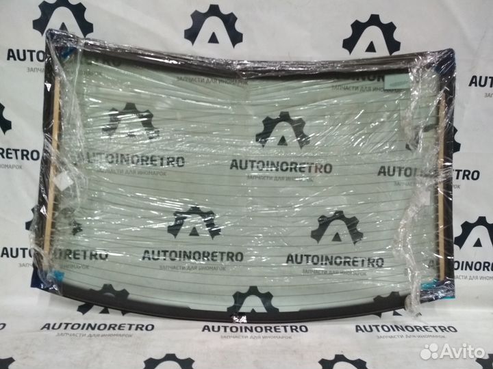 Стекло заднее Volksawagen Passat B5