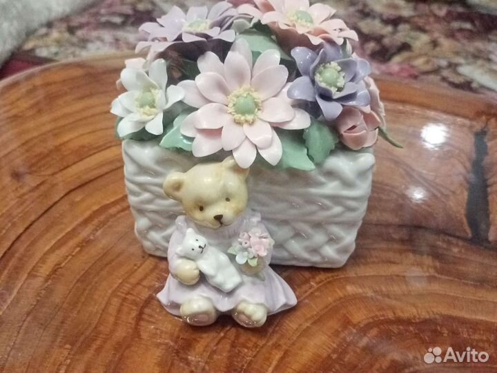 Фарфоровые статуэтки италия