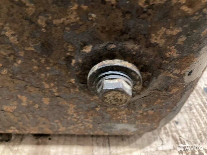 Поддон картера двигателя iveco stralis