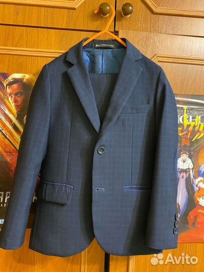 Школьный костюм синий 122р