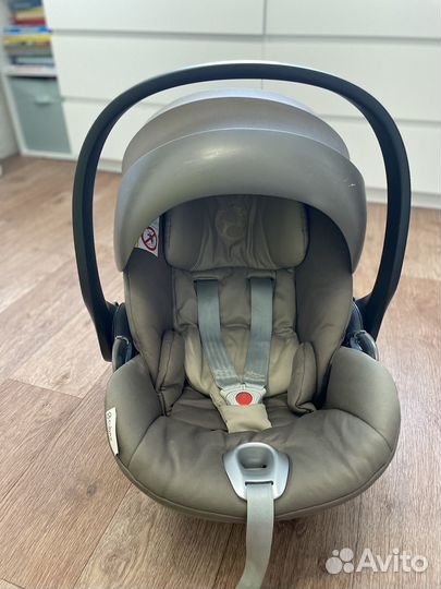 Автокресло Cybex Cloud Q с базой