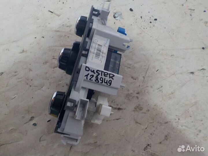 Блок управления печкой Renault Daster