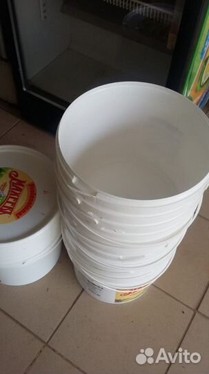 Ведро пластиковое с крышкой 10л