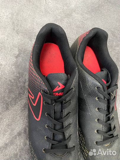 Футбольные бутсы демикс