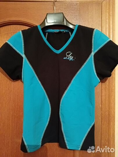 Футболка женская