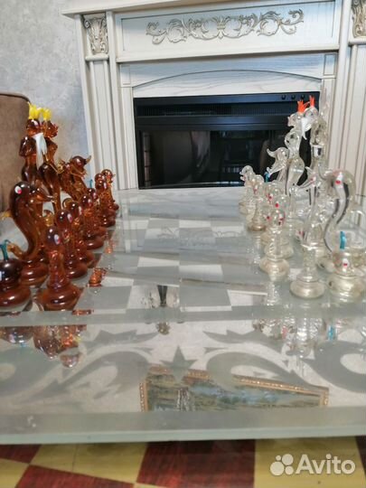 Шахматы стекло