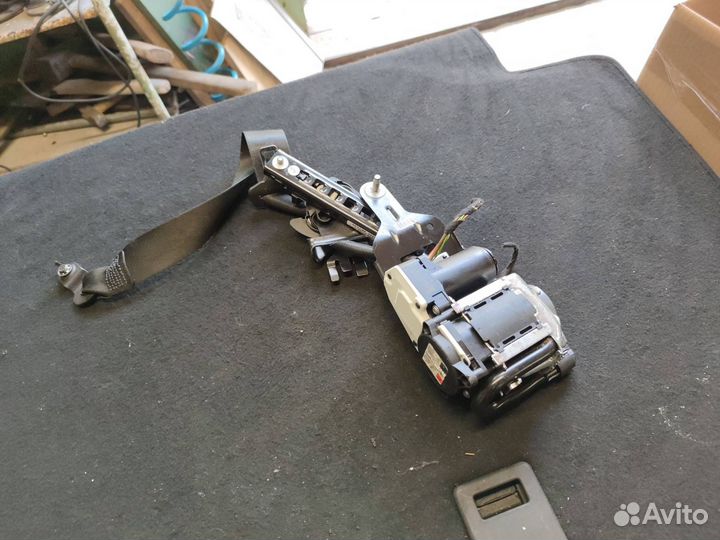 Ремень безопасности передний левый Mercedes-Benz