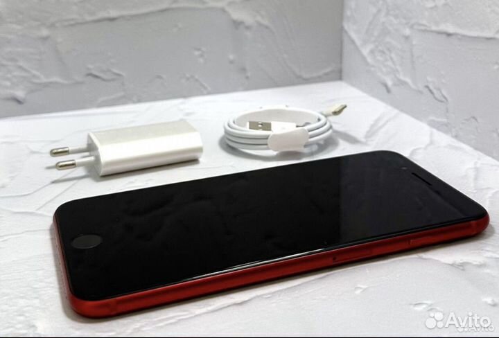 iPhone 8 Plus, 64 ГБ