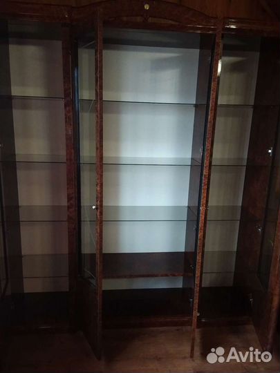 Буфет сервант витрина