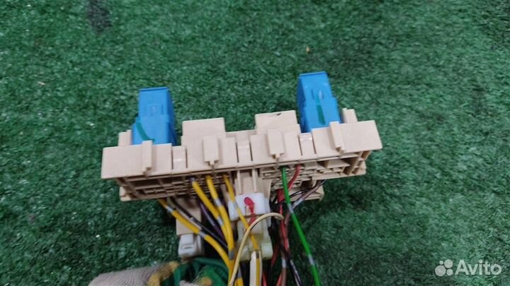 Блок предохранителей салонный Nissan Qashqai J10