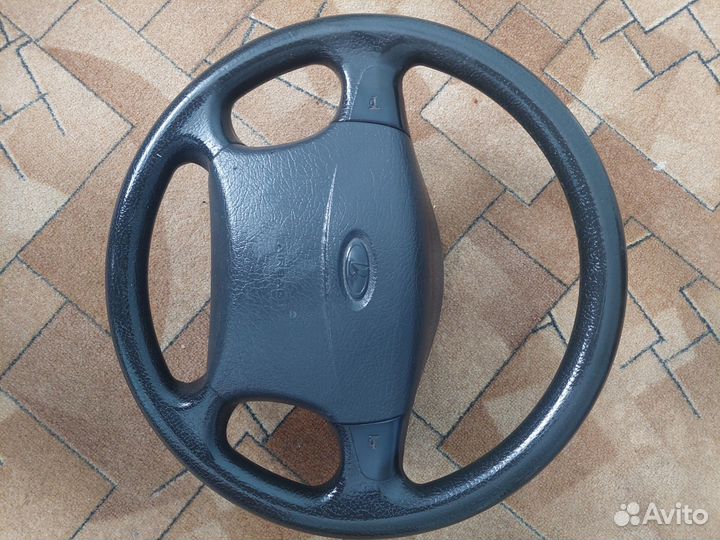 Руль с подушкой priora