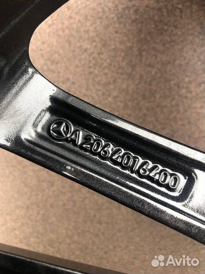 Mercedes С W206 новые 18 колеса зима оригинал