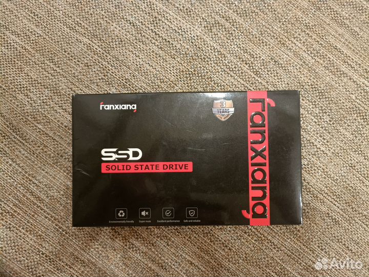 SSD накопитель 1TB / 960 GB nvme/sata