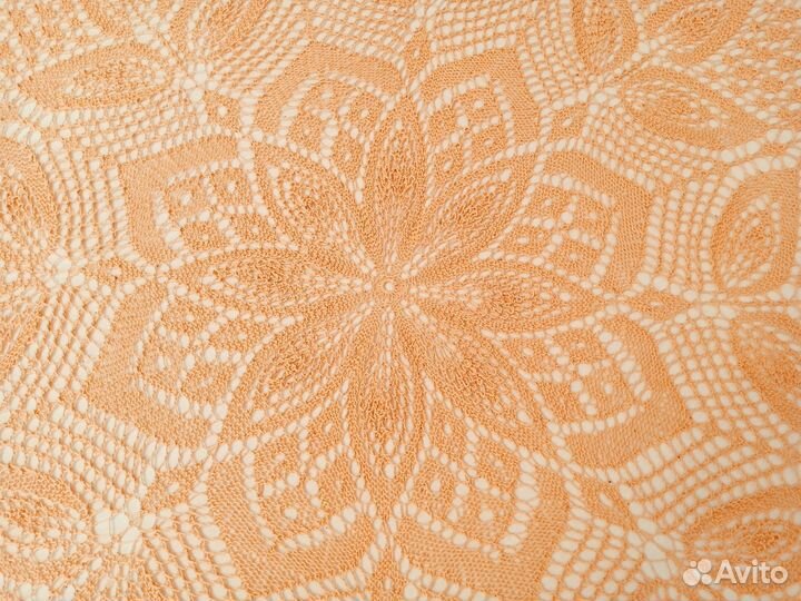 Скатерть круглая вязаная