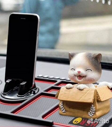 Коврик для телефона в машину, коврик на панель авт