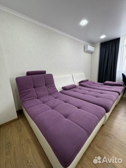 Фабричный итальянский диван атаманка