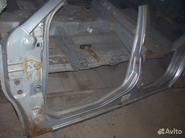 Форд фьюжен порог левый со стойками
